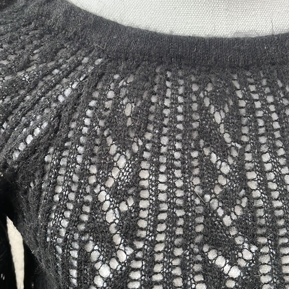 Lauren Conrad, XS lightweight Sweater - Picture 2 of 6